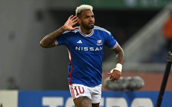 乐鱼体育官方网站-确是苦主！洛佩斯5战泰山入4球 但他最爱的对手是…